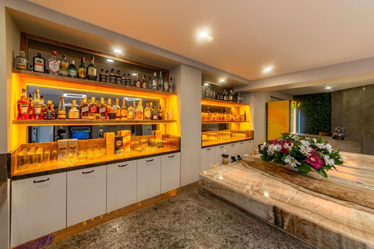 Tema 242 Hotel Antalya Extérieur photo