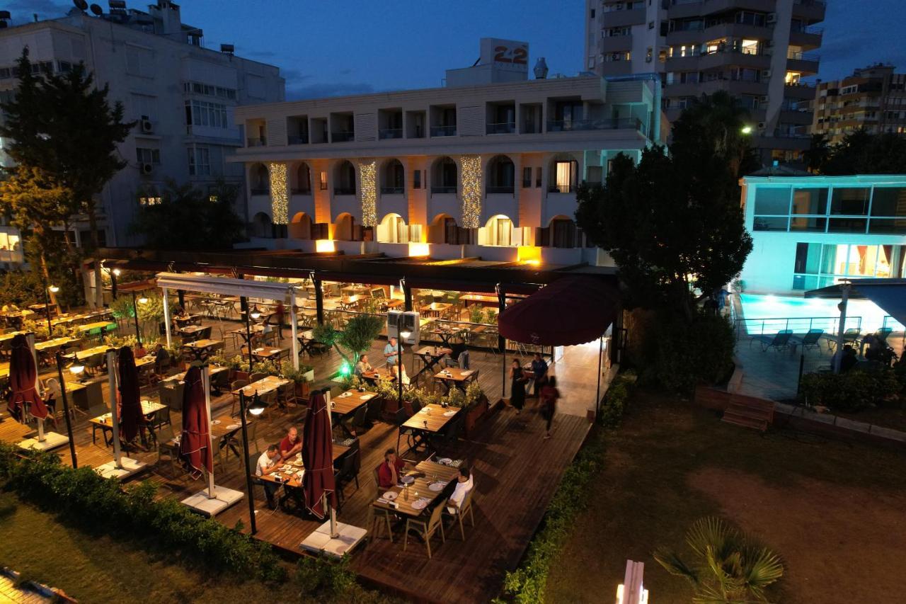 Tema 242 Hotel Antalya Extérieur photo